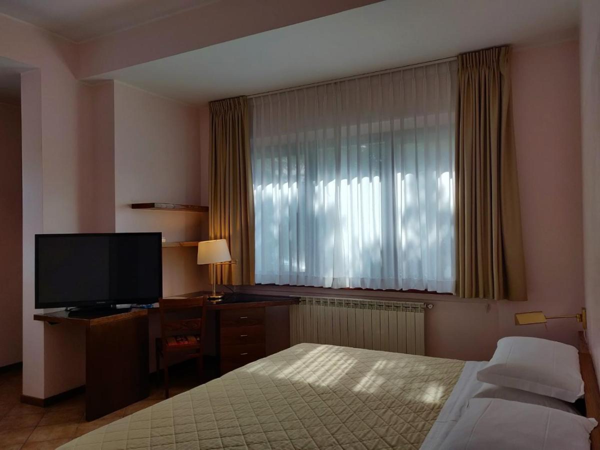 Hotel Capracotta Extérieur photo