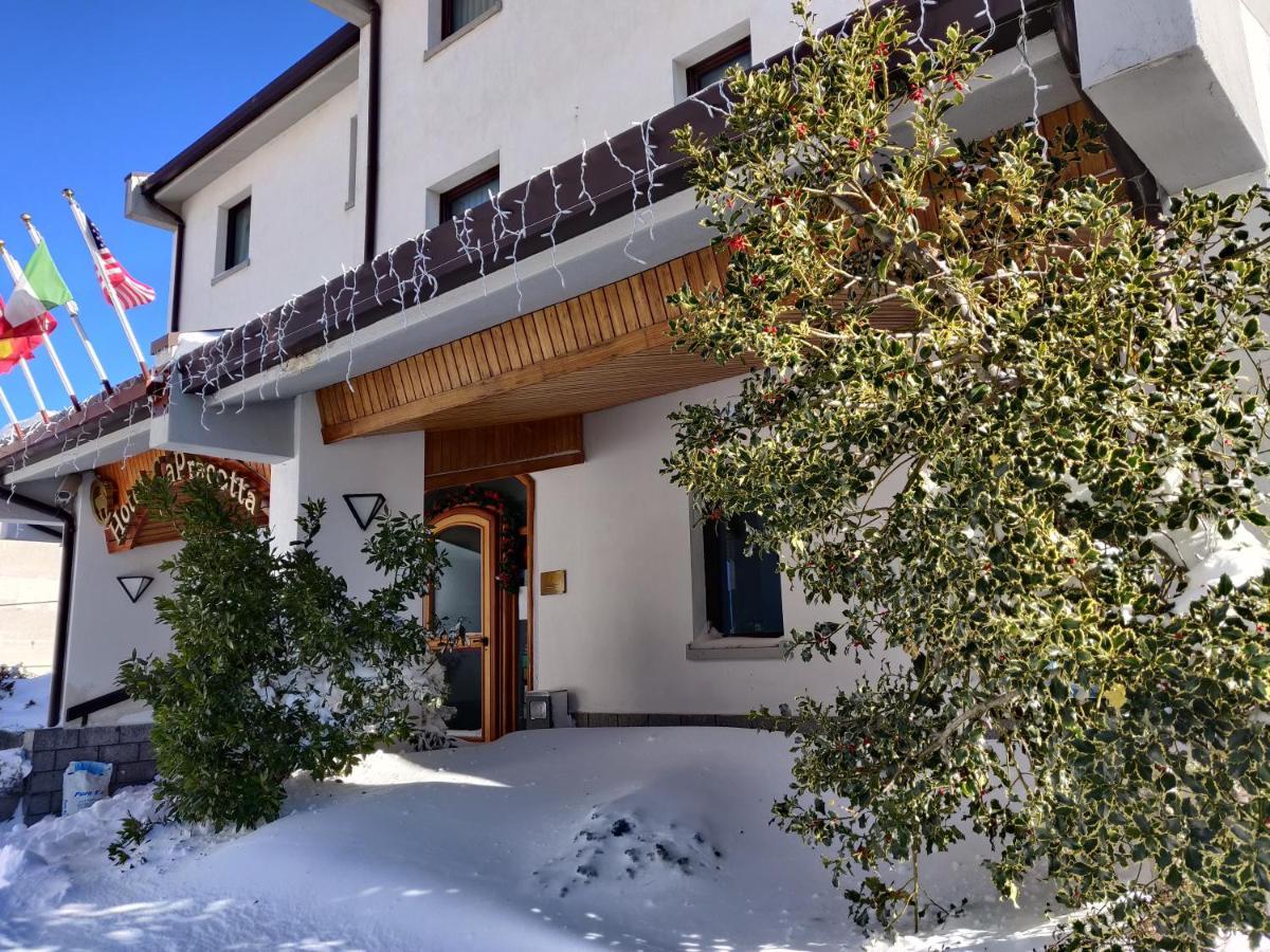 Hotel Capracotta Extérieur photo