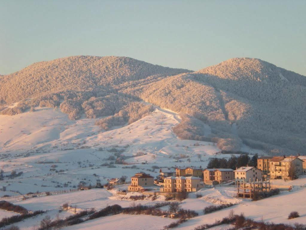 Hotel Capracotta Extérieur photo